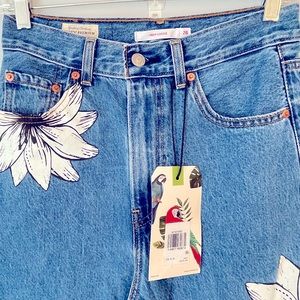 Levi’s x Farm Rio High Loose Jeans NWT 26 x 31
